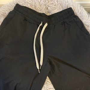 Black vuori buttery, soft joggers.